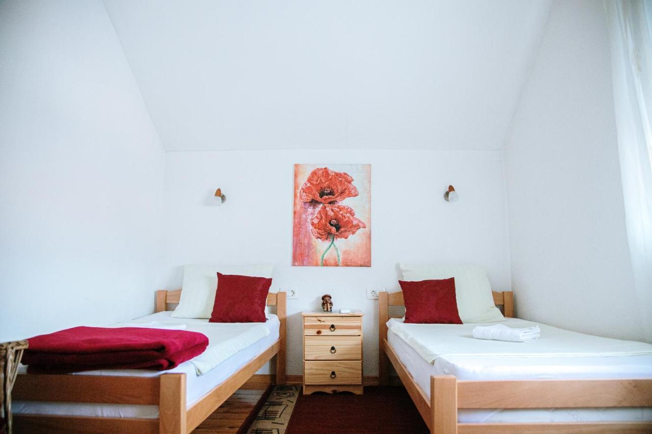 Apartment Ikar Mostar Esterno foto